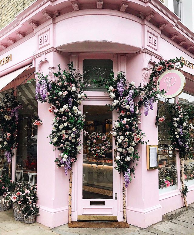 7 Prettiest London Shop Fronts with Fleur Anderson