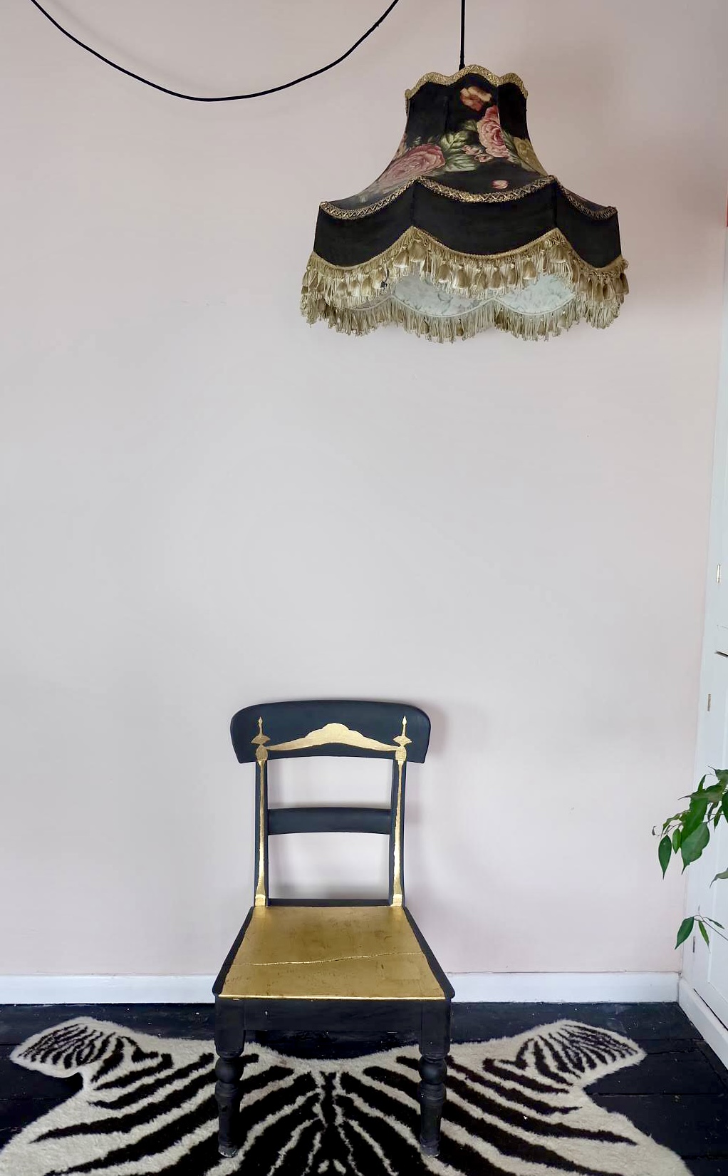 gold leaf chair diy