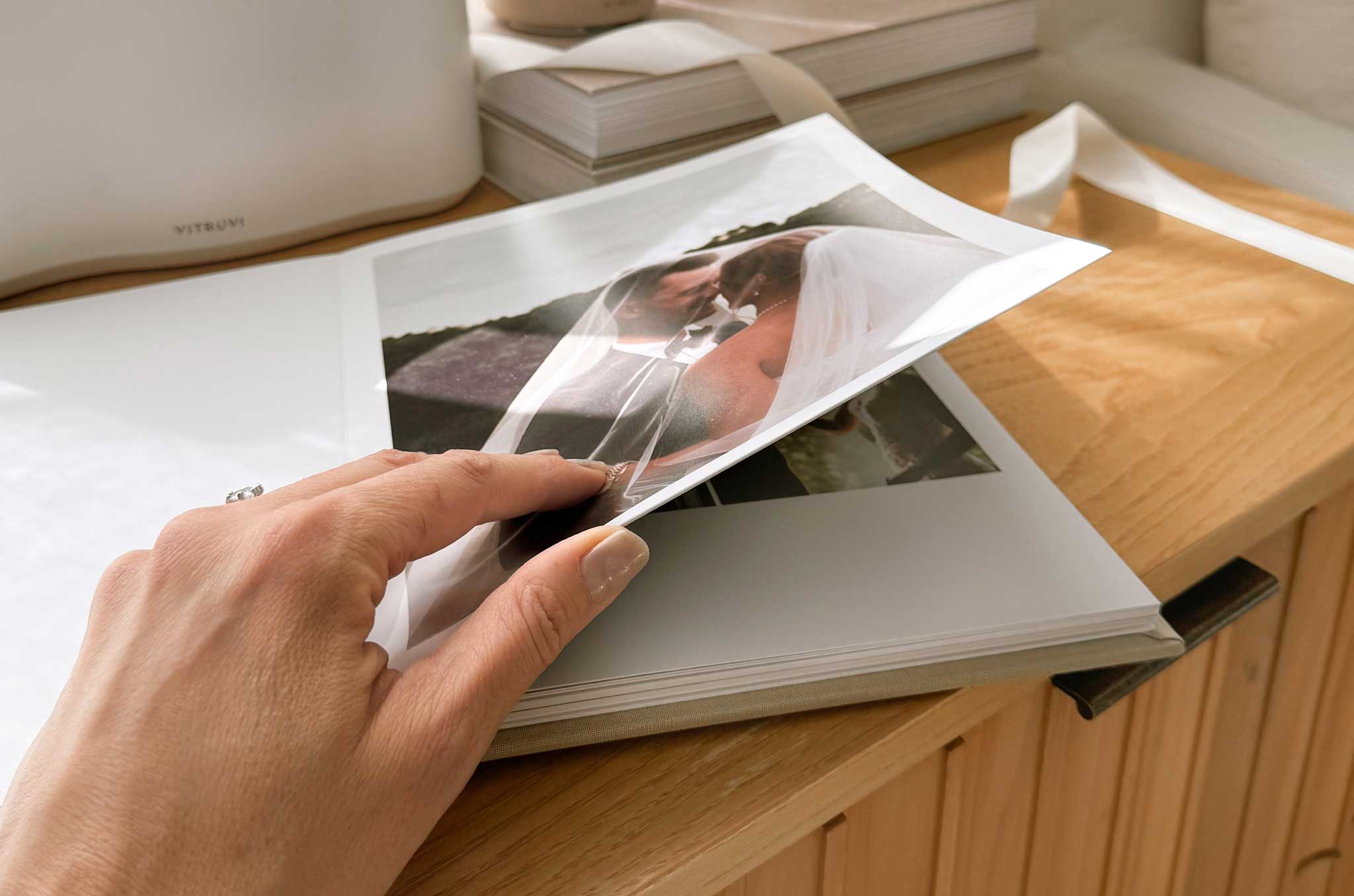 Image of the linen wedding photo album with layflat pages